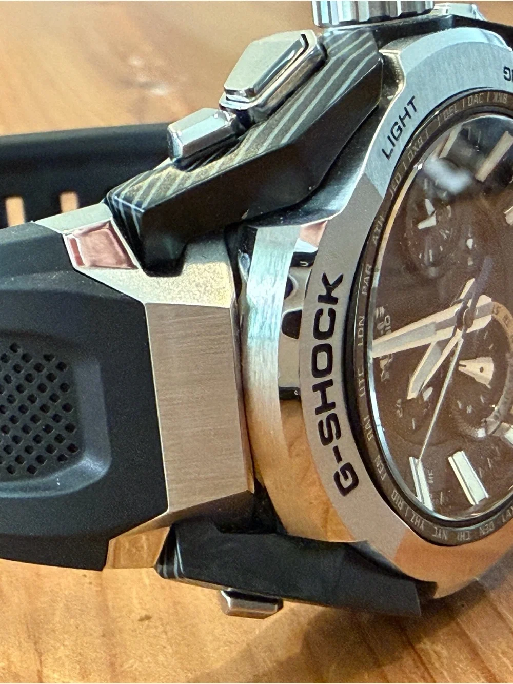Casio MTG-B4000 Watch